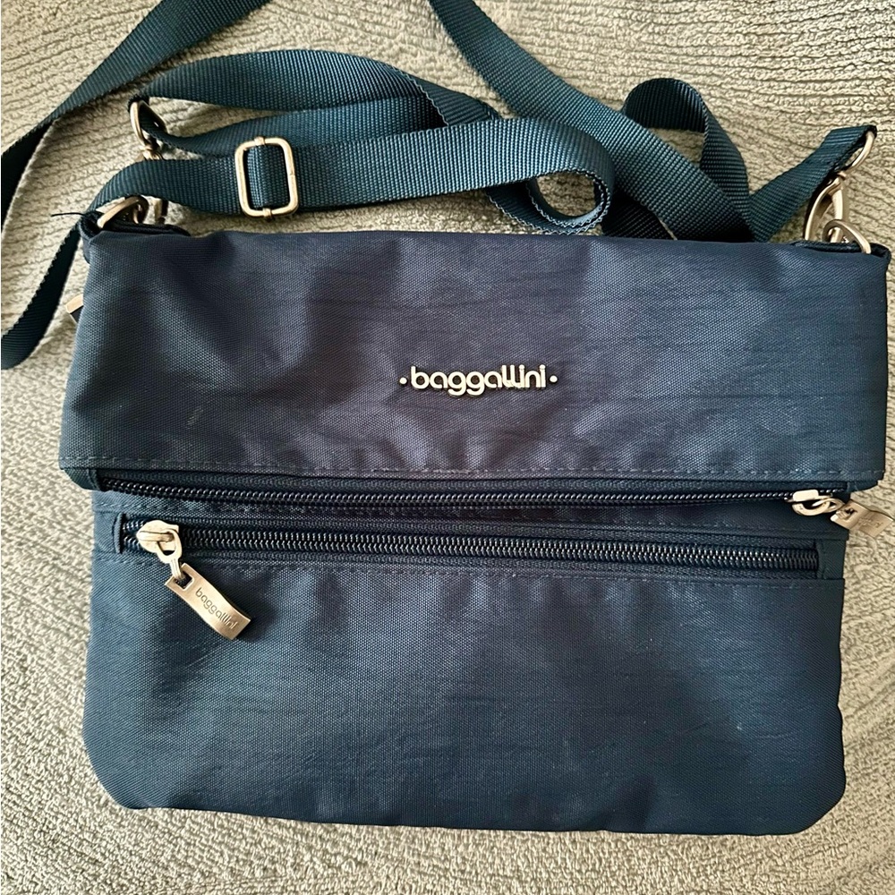 Bargain Water-Resistant Nylon Crossbody Bag
